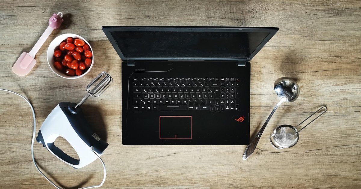 Home office, computer, workplace, laptop, office, work, screen, homework, notebook, desk, keyboard, designer, corona, internet